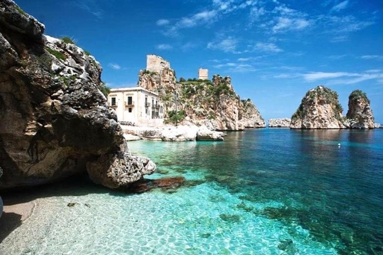 Hotel Domus Federiciana Castellammare del Golfo Exterior foto